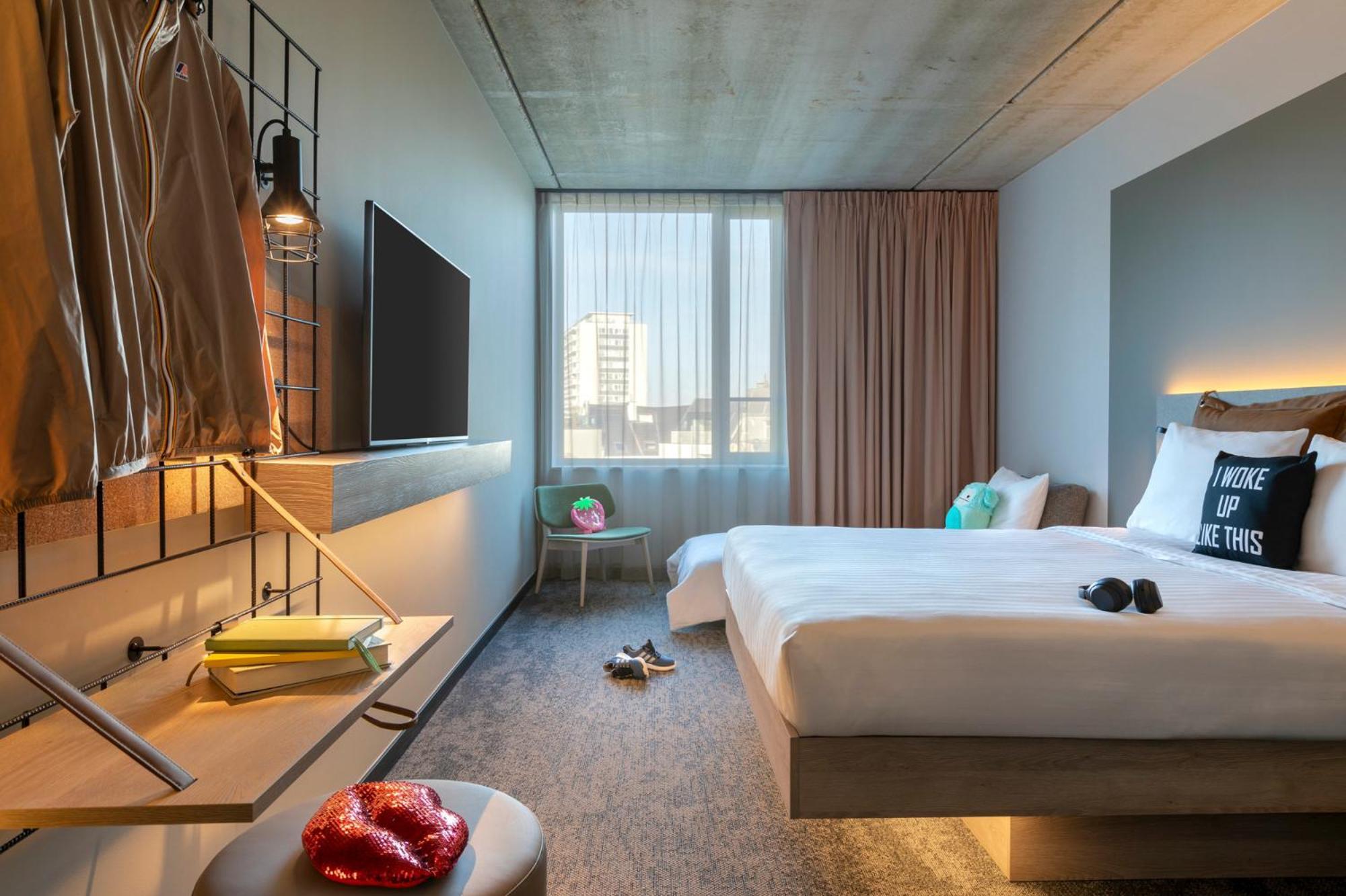 Moxy Antwerp Hotel ภายนอก รูปภาพ