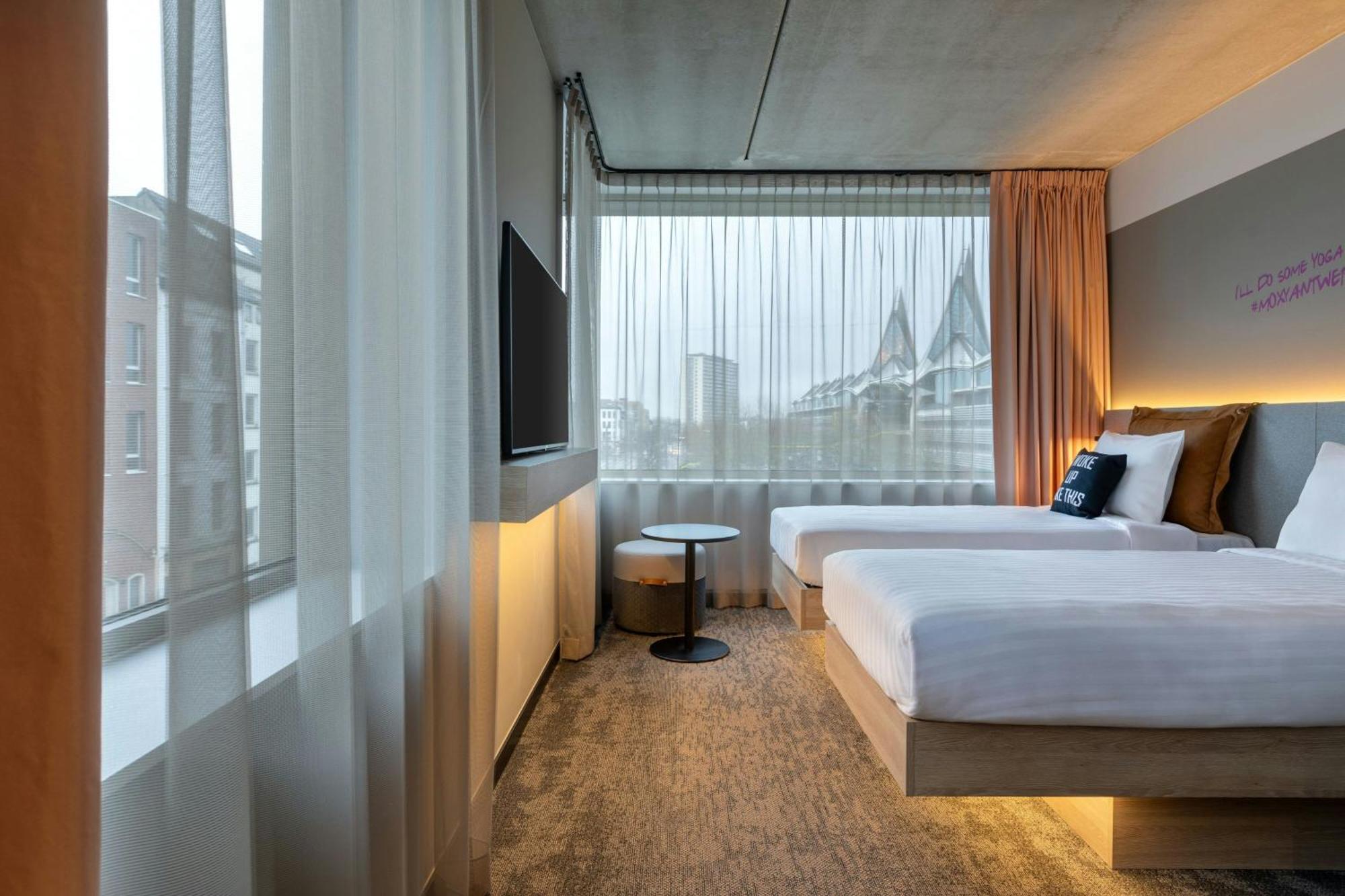 Moxy Antwerp Hotel ภายนอก รูปภาพ