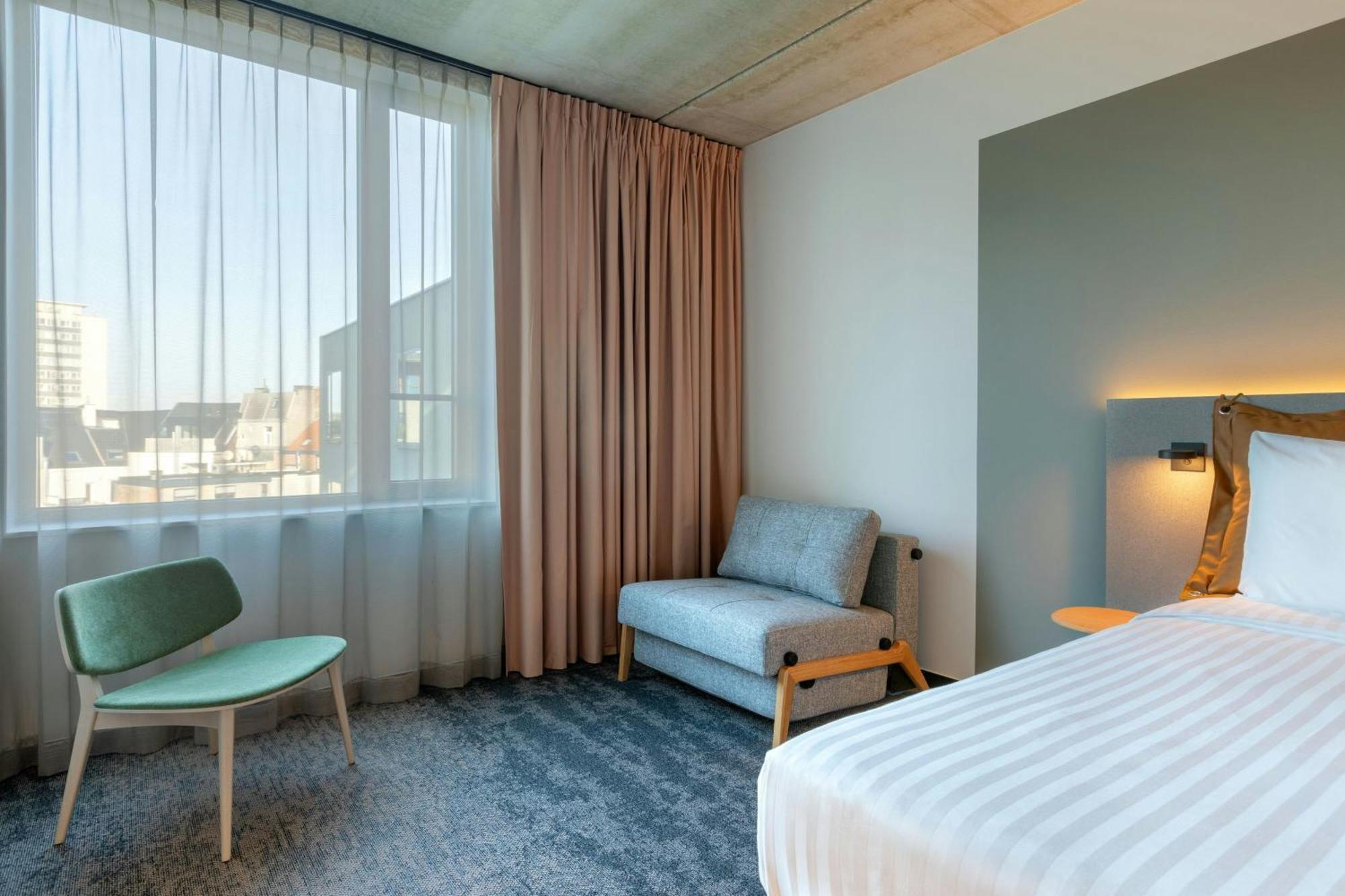 Moxy Antwerp Hotel ภายนอก รูปภาพ